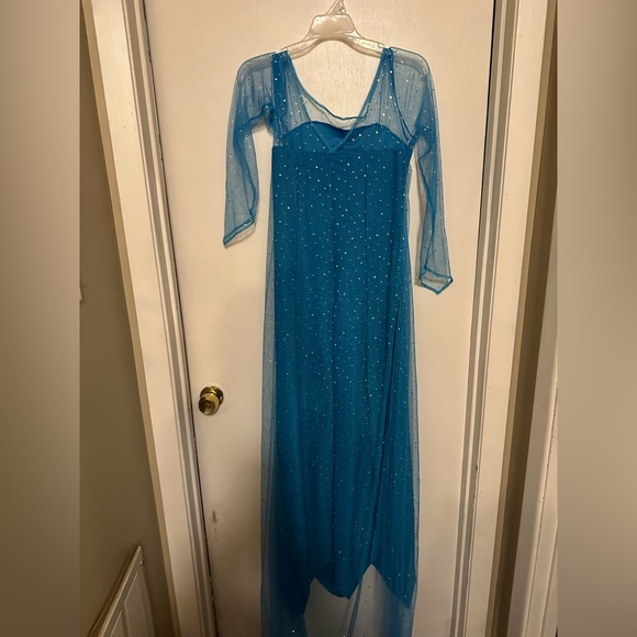 Size Medium Disney Princess - Picture 9 of 9